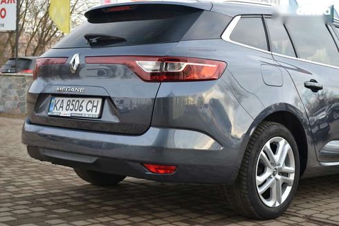 Renault Megane 2017 - фото 22