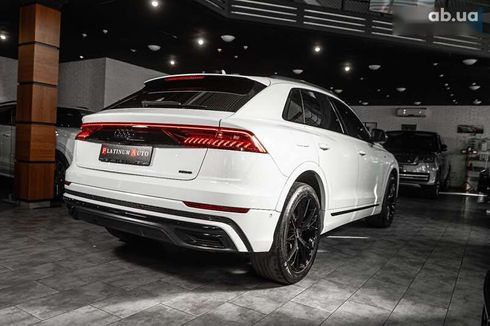 Audi Q8 2021 - фото 19