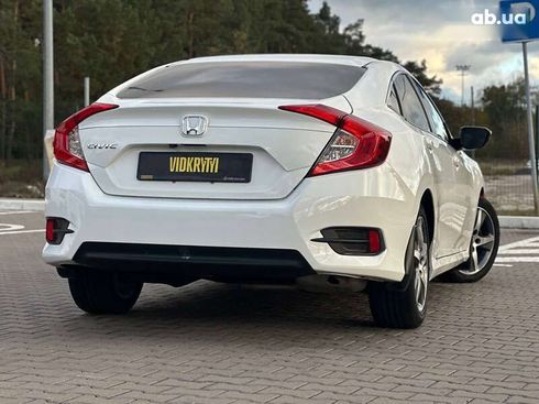 Honda Civic 2016 - фото 12
