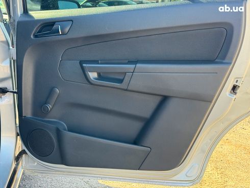 Opel Zafira 2012 серый - фото 23