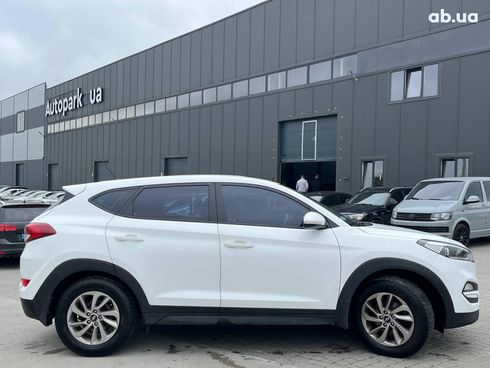 Hyundai Tucson 2016 белый - фото 33