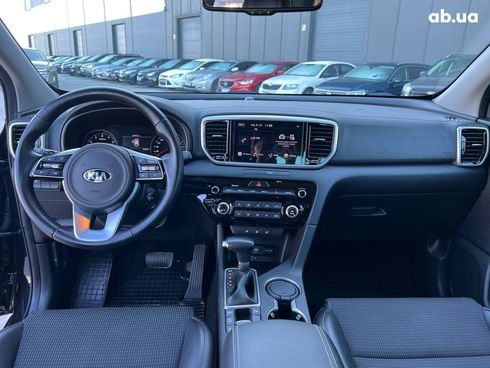 Kia Sportage 2021 черный - фото 39
