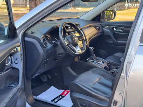 Nissan Rogue 2019 серый - фото 13