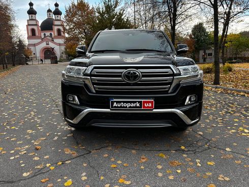 Toyota Land Cruiser 2018 черный - фото 8