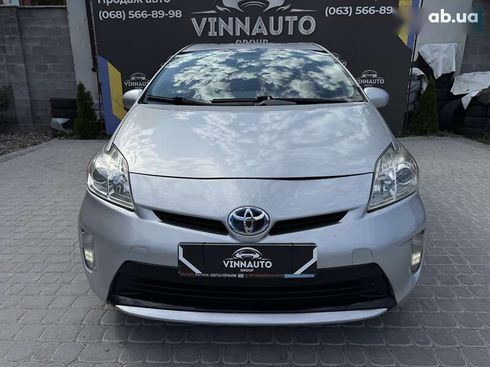 Toyota Prius 2013 - фото 7