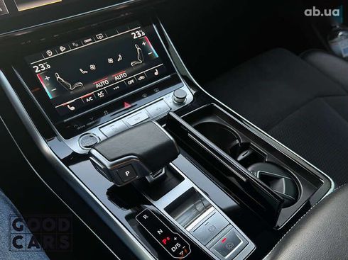 Audi Q8 2020 - фото 15