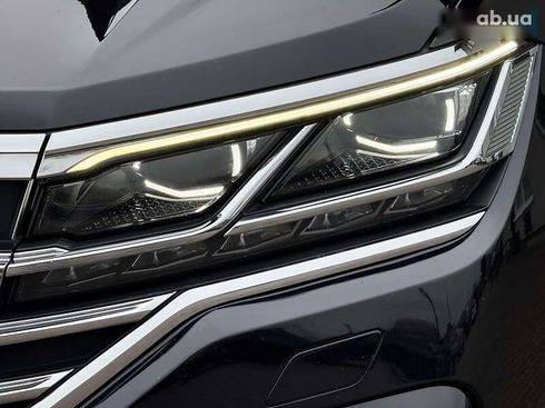 Volkswagen Touareg 2018 - фото 14