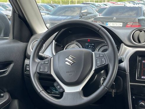 Suzuki Vitara 2019 серый - фото 33