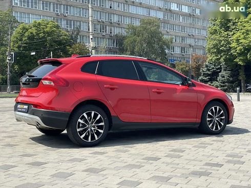 Volvo V40 Cross Country 2018 - фото 5