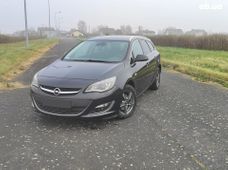 Продажа б/у Opel Astra 2014 года в Черновцах - купить на Автобазаре