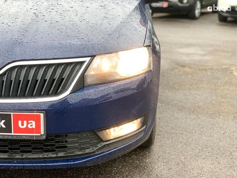Skoda Rapid 2018 синий - фото 9