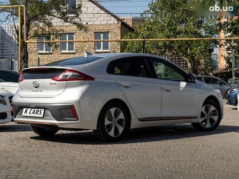 Hyundai Ioniq 2019 - фото 7