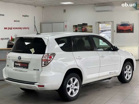 Toyota RAV4 2013 - фото 14