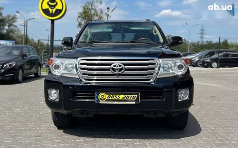 Toyota Land Cruiser 2012 - фото 2