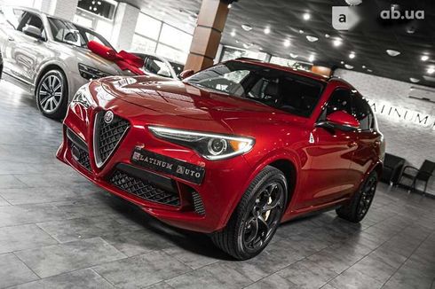 Alfa Romeo Stelvio 2018 - фото 24