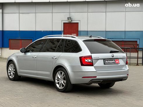 Skoda Octavia 2018 серый - фото 6