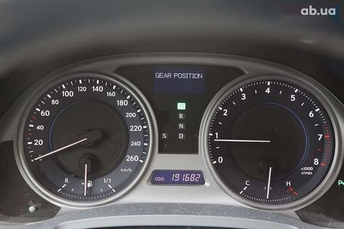 Lexus IS 2010 - фото 15