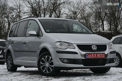 Volkswagen Touran 2008 - фото 2