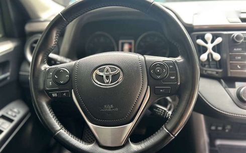 Toyota RAV4 2018 - фото 10