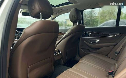 Mercedes-Benz E-Класс 2018 - фото 29
