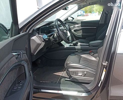 Audi Q4 Sportback e-tron 2020 - фото 9