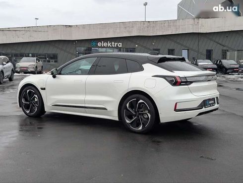 Zeekr 001 2023 - фото 7