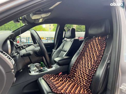 Jeep Grand Cherokee 2019 - фото 16