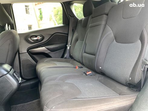 Jeep Cherokee 2018 белый - фото 23