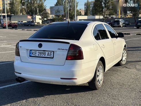Skoda Octavia 2012 - фото 7