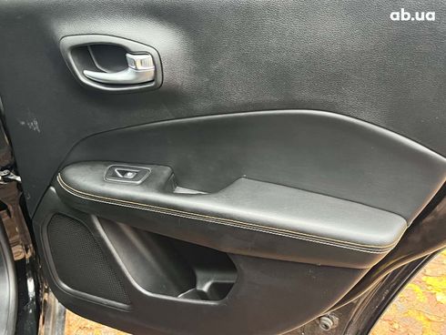 Jeep Compass 2017 черный - фото 116