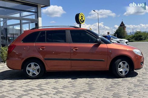 Skoda Fabia 2009 - фото 8