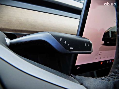 Tesla Model Y 2022 - фото 10