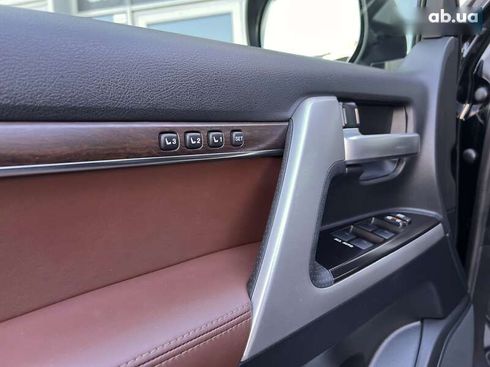 Toyota Land Cruiser 2019 - фото 20