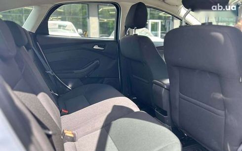 Ford Focus 2016 - фото 15