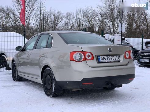 Volkswagen Jetta 2005 - фото 19