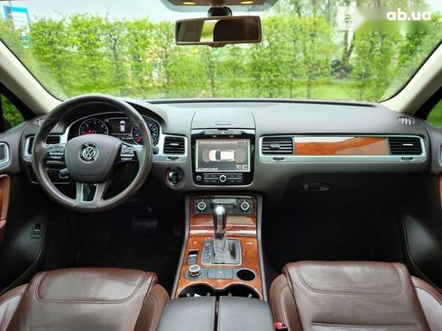 Volkswagen Touareg 2012 - фото 24