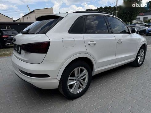 Audi Q3 2017 - фото 17