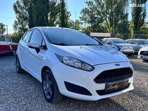 Ford Fiesta 2016 - фото 4