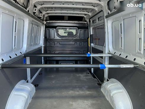 Volkswagen Crafter 2019 - фото 30