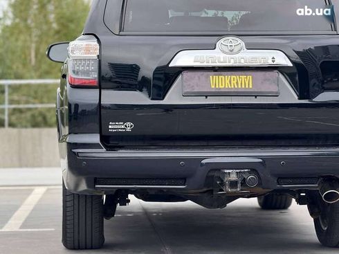 Toyota 4Runner 2016 - фото 17