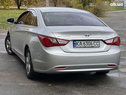 Hyundai Sonata 2013 - фото 13