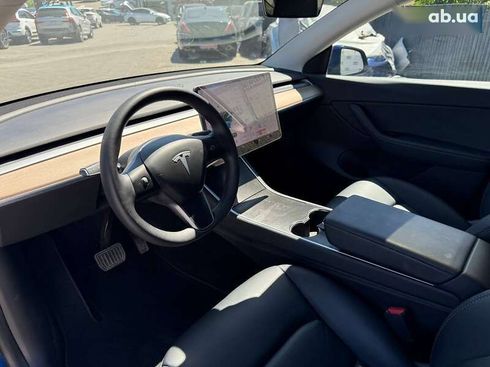Tesla Model Y 2021 - фото 10