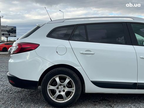Renault Megane 2012 белый - фото 10