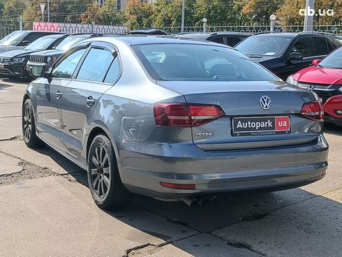 Volkswagen Jetta 2017 серый - фото 12