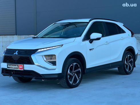 Mitsubishi Eclipse Cross 2021 белый - фото 15