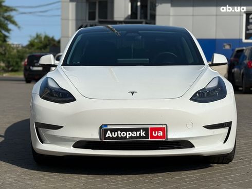 Tesla Model 3 2021 белый - фото 3