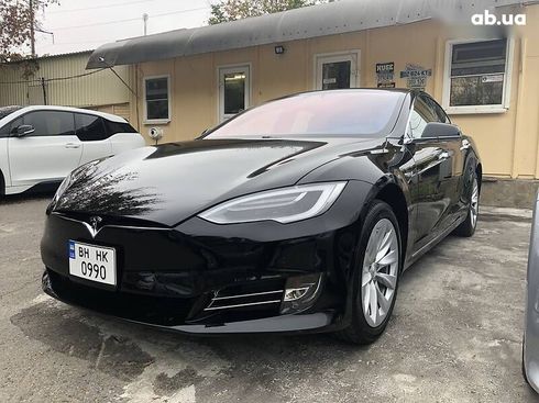 Tesla Model S 2018 - фото 14