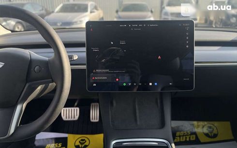 Tesla Model 3 2021 - фото 18