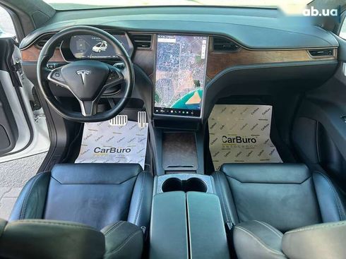 Tesla Model X 2019 - фото 12