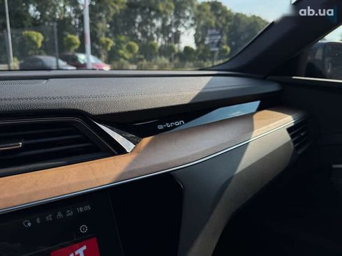 Audi E-Tron 2022 - фото 23